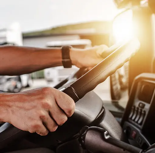 Talente gewinnen und Arbeitsbedingungen verbessern Die Herausforderung des Lkw-Fahrberufs in Europa