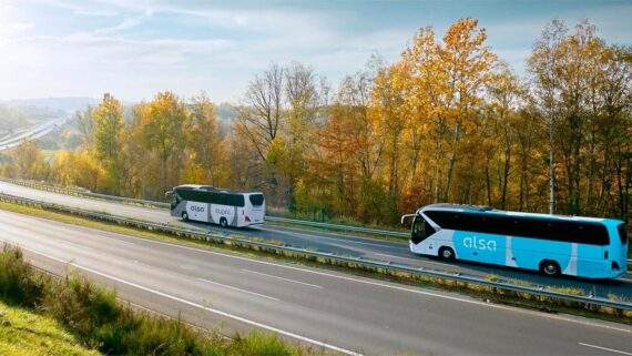 Parlamento Europeo Ajusta Tiempos de Descanso para Conductores de Autocares