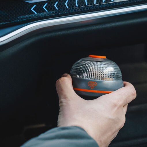 luz V16 conectada y geolocalizada hero driver led iot vodafone